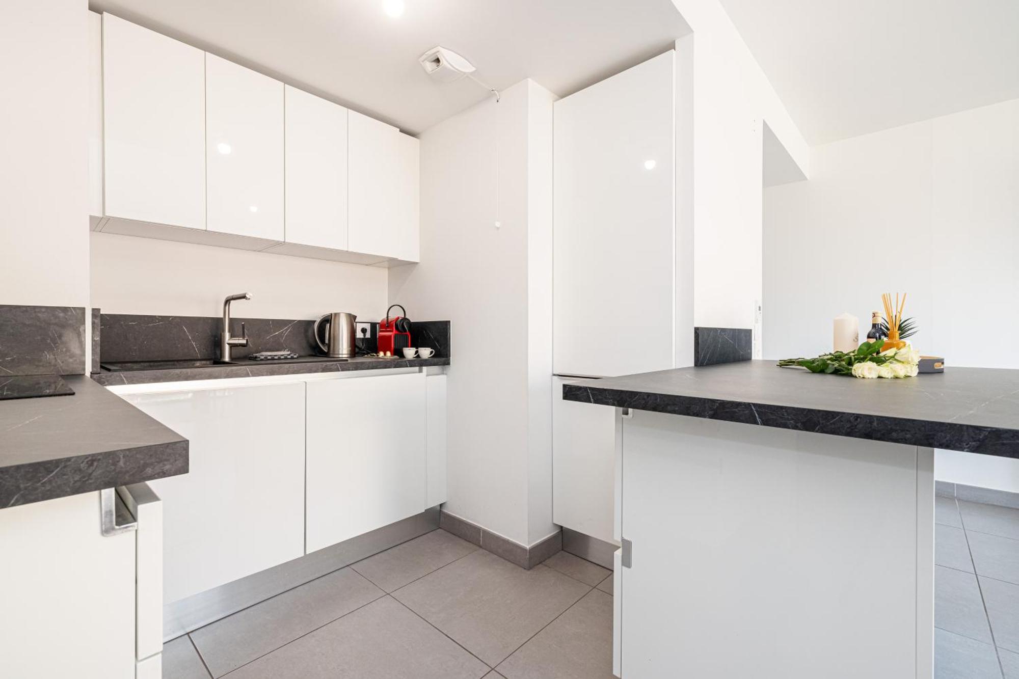 Le Cap Riviera Apartment Menton Bagian luar foto